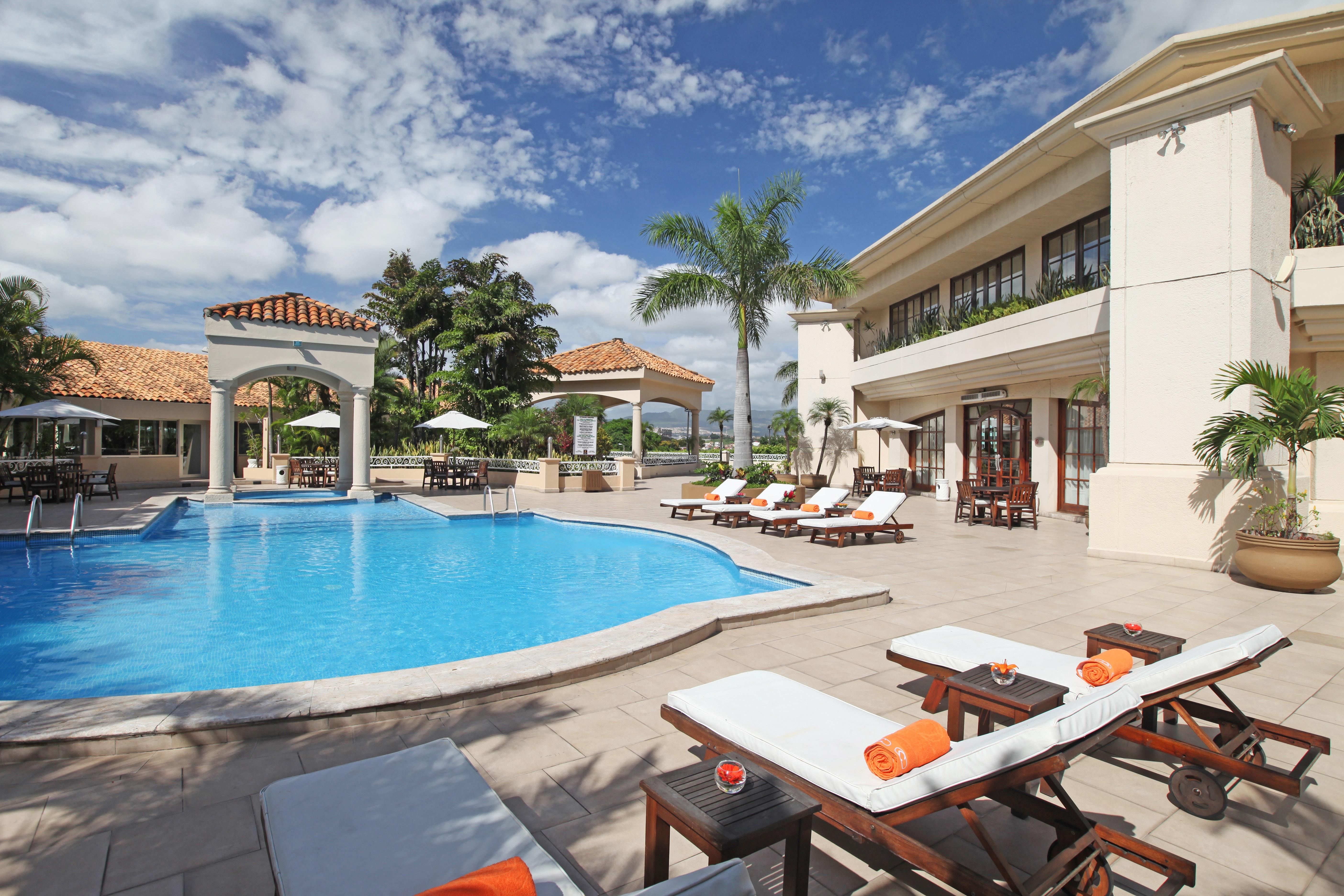 Clarion Hotel Real Tegucigalpa Bagian luar foto